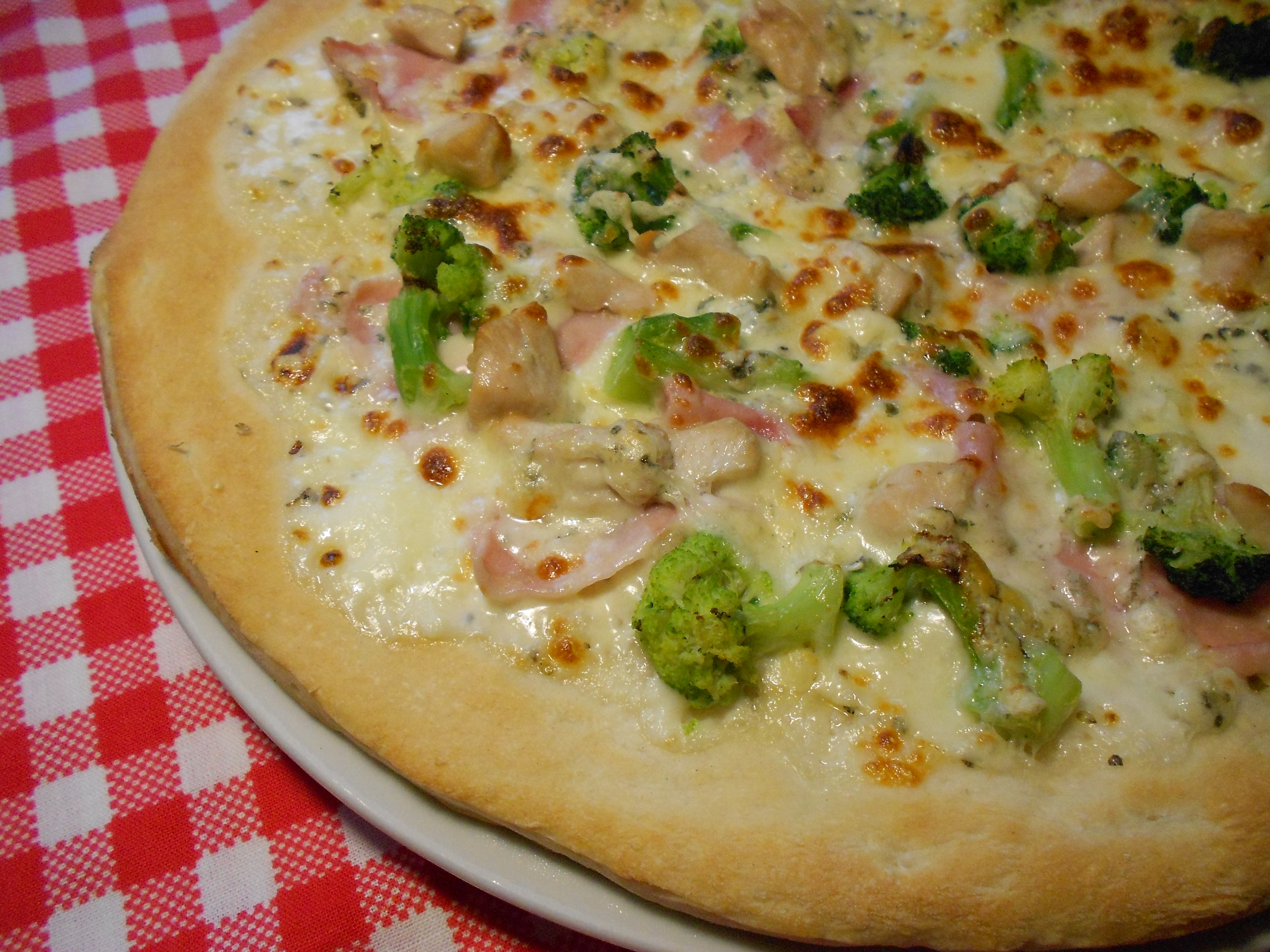 34. Pizza Bianco Verde 