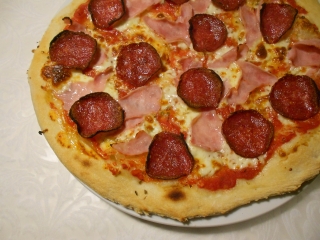 3. Pizza Salami